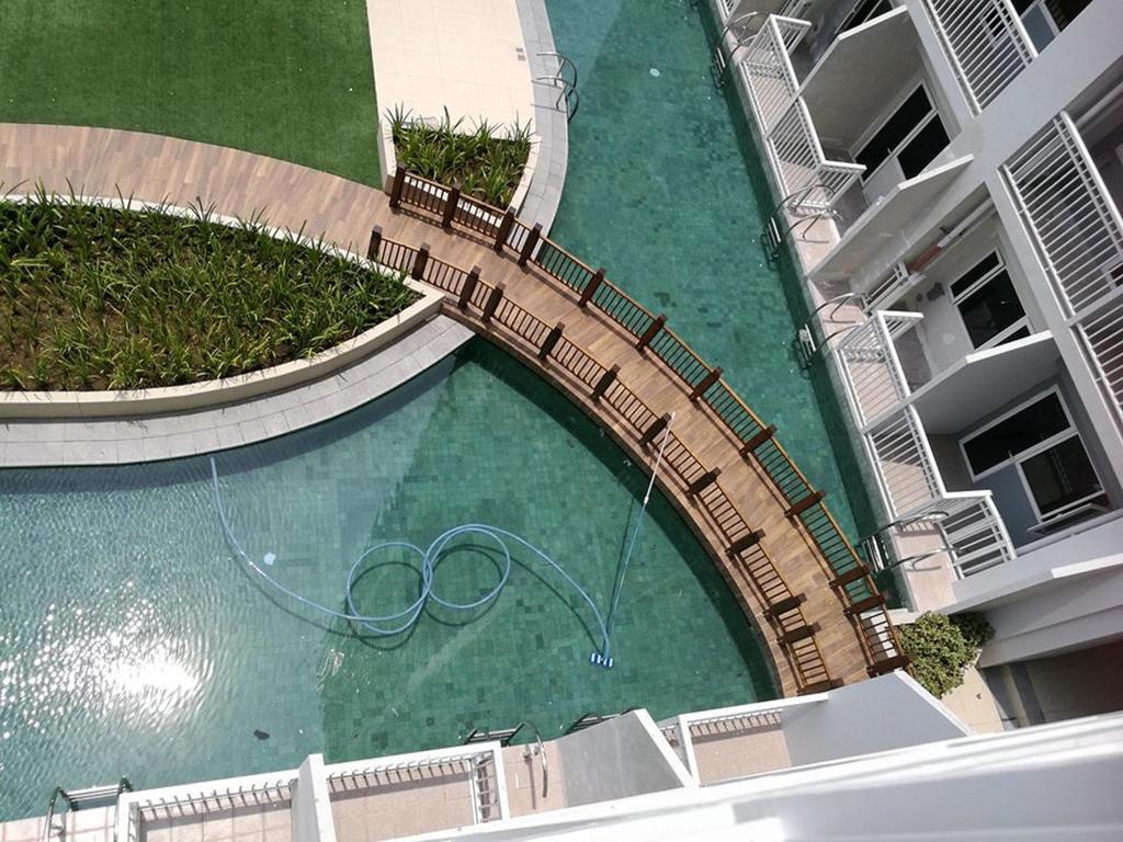 Seabreeze Residences At Breeze Residences Pasay Esterno foto