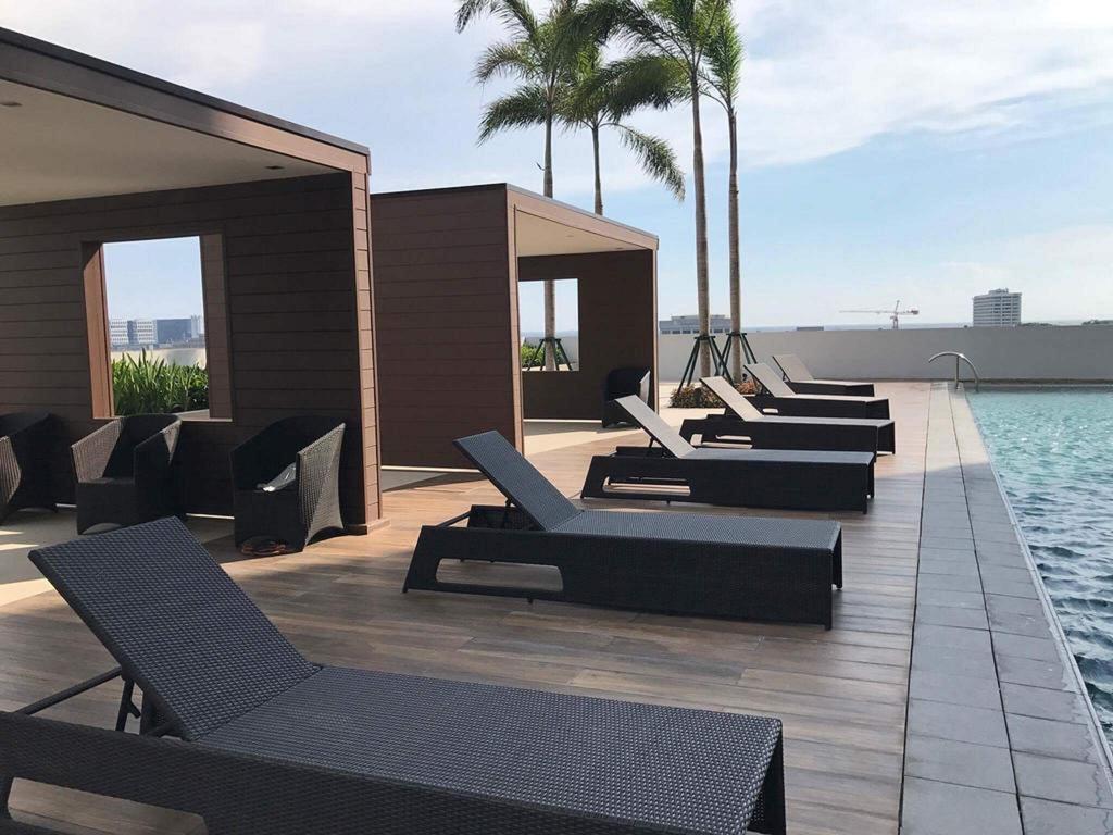 Seabreeze Residences At Breeze Residences Pasay Esterno foto