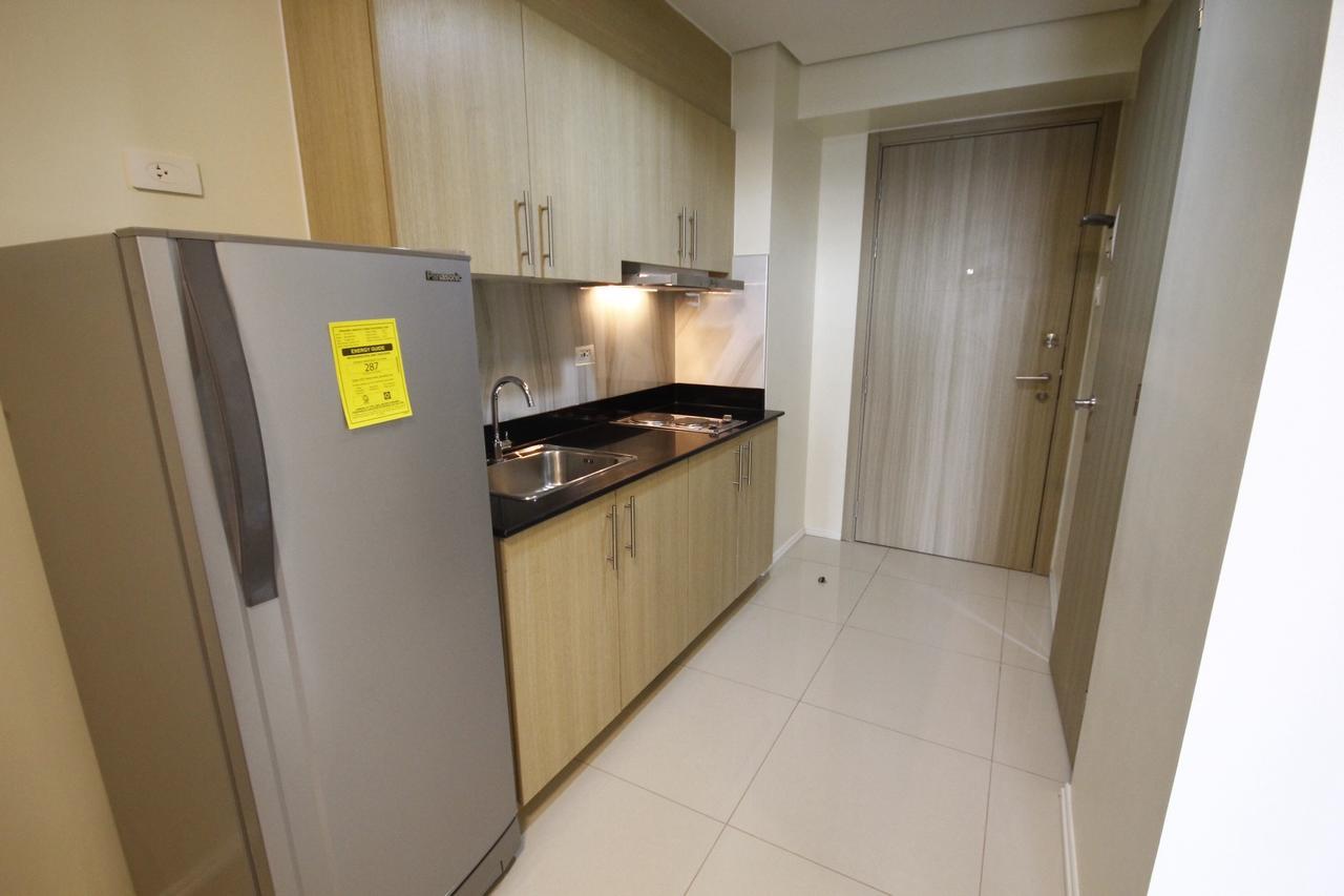 Seabreeze Residences At Breeze Residences Pasay Esterno foto